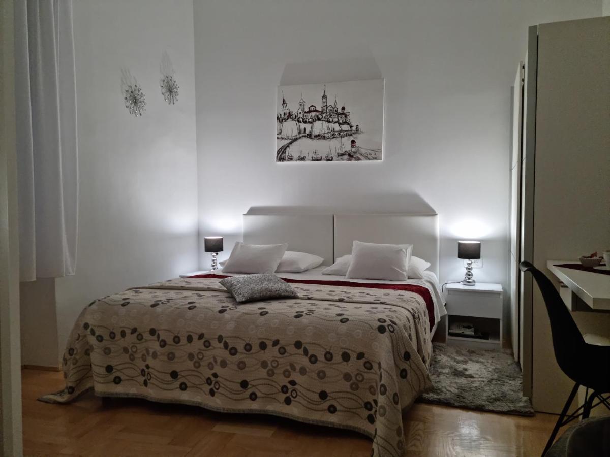 Rooms Tisa Old Town Zadar Bagian luar foto